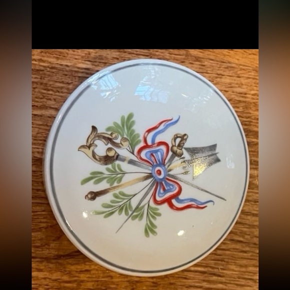 Limoges France French Revolution bicentennial trinket box - Picture 2 of 7